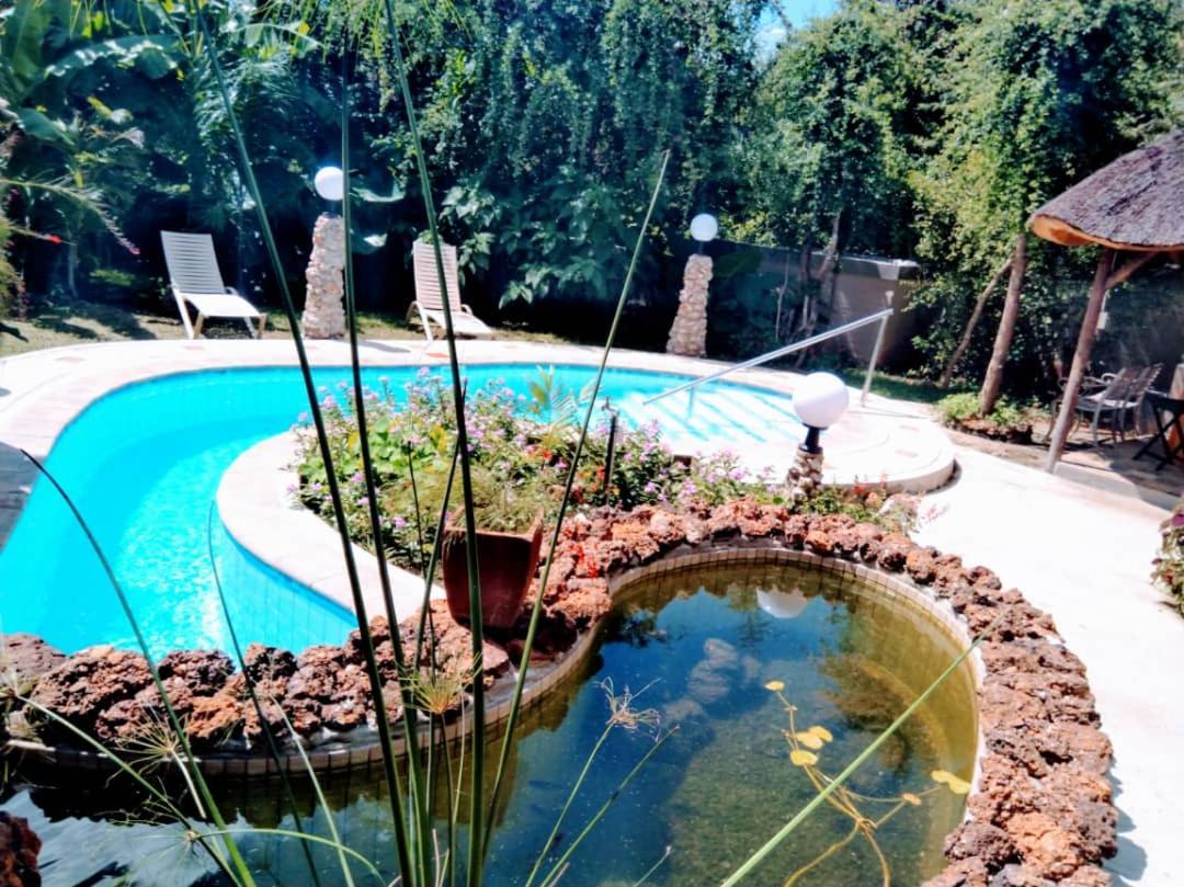 Shametu River Lodge Divundu Exterior photo