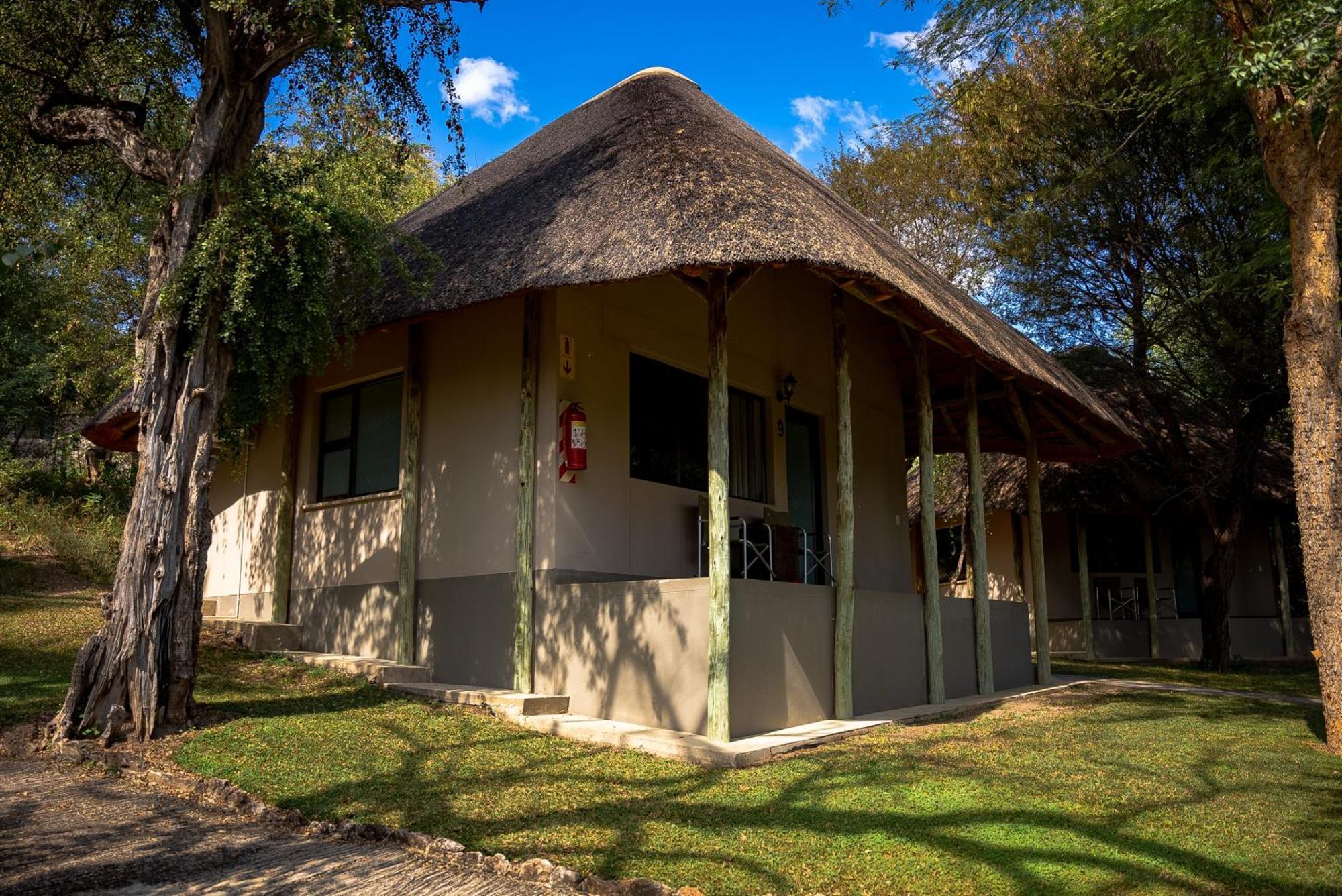 Shametu River Lodge Divundu Exterior photo